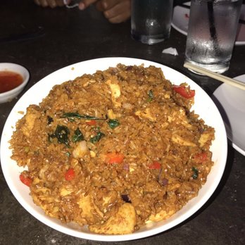 Jade Eatery And Lounge - Thai-basil fried rice with chicken - Asian Fusion Near Me - Forest Hills, New York