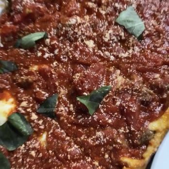 Vero Chicago Pizza - Deep dish! Definitely recommend! - Pizza Near Me - Gilbert, Arizona Vero Chicago Pizza - Deep dish! Definitely recommend! - Pizza Near Me - Gilbert, Arizona