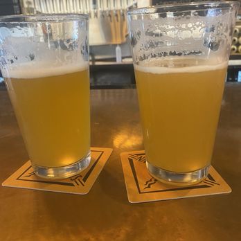 Smelter Town Brewery - Modern Miner Milkshake IPA - Brewpubs Near Me - Clarkdale, Arizona Smelter Town Brewery - Modern Miner Milkshake IPA - Brewpubs Near Me - Clarkdale, Arizona