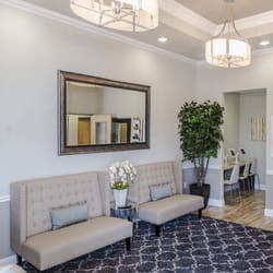 Arte Dental - Beautiful waiting room; big screen TVs, movies on demand, iPad station for kids and adults, snack bar and personal coffee maker!