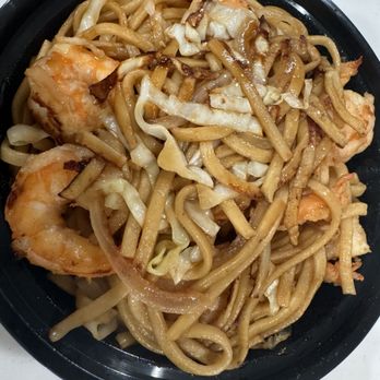 Rolling Noodles and Dumplings - Shrimp lomein - Food Trucks Near Me - Farmersville, Texas Rolling Noodles and Dumplings - Shrimp lomein - Food Trucks Near Me - Farmersville, Texas