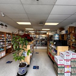 Nguyen's Pharmacy and Gifts