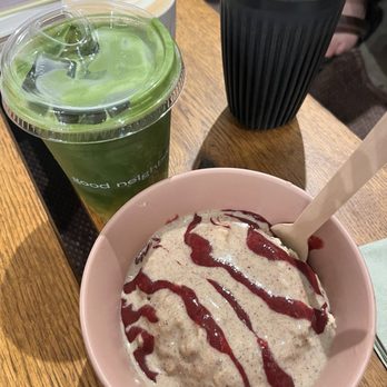 Good Neighbor - Oats with tahini and jam and several great coffee and smoothie selections - Coffee & Tea Near Me - Baltimore, Maryland