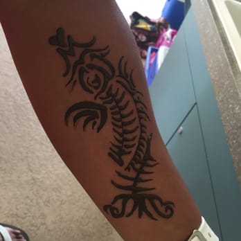 Aubra Amazing Artist - Henna Artists Near Me Aubra Amazing Artist - Henna Artists Near Me
