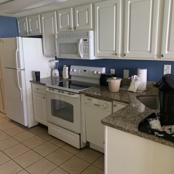 Paradise Resort - Kitchen - Resorts Near Me - Myrtle Beach, South Carolina
