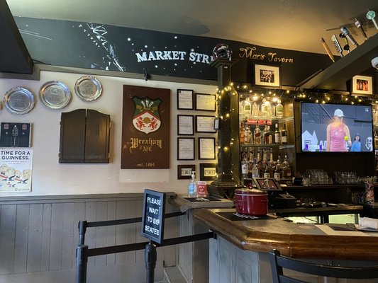 Mac's Tavern by null