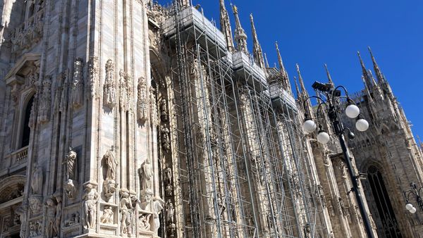 Piazza del Duomo by null