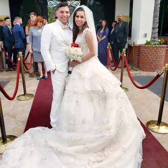 Anoush Glenoaks - In front of the entrance - Venues & Event Spaces Near Me - Glendale, California