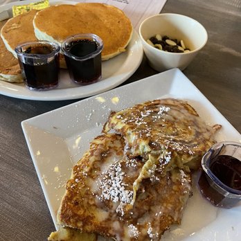 Granny’s Kitchen - Cinnamon Roll French Toast - Breakfast & Brunch Near Me - Oklahoma City, Oklahoma Granny’s Kitchen - Cinnamon Roll French Toast - Breakfast & Brunch Near Me - Oklahoma City, Oklahoma