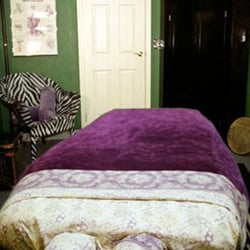 Bay Side Therapeutic Spa & Massage - Rainforest massage therapy room