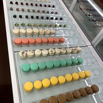 Bachour - Bakeries Near Me - Coral Gables, Florida
