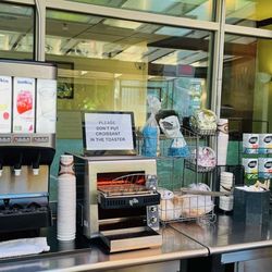 SureStay by Best Western Richmond Vancouver Airport - Breakfast Area