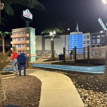 Shoot for the Stars Mini-Golf - Mini Golf Near Me - Branson, Missouri Shoot for the Stars Mini-Golf - Mini Golf Near Me - Branson, Missouri