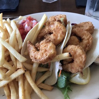 Pearl Restaurant - Fried Shrimp Tacos! Delicious! - Seafood Near Me - Wellfleet, Massachusetts
