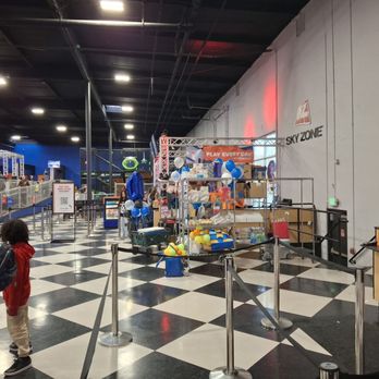 Sky Zone Trampoline Park - Fun - Trampoline Parks Near Me - Tukwila, Washington