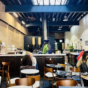 Dell’ Aria - a restaurant with tables and chairs - Coffee Roasteries Near Me - New York, New York Dell’ Aria - a restaurant with tables and chairs - Coffee Roasteries Near Me - New York, New York