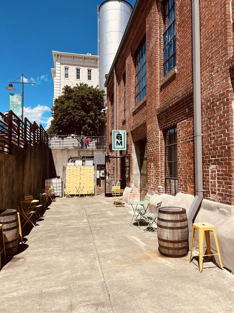 Honeygirl Meadery - vineyard in Durham, NC