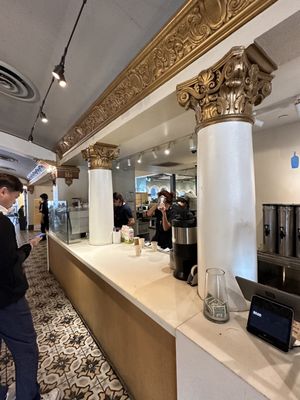 Blue Bottle Coffee by null