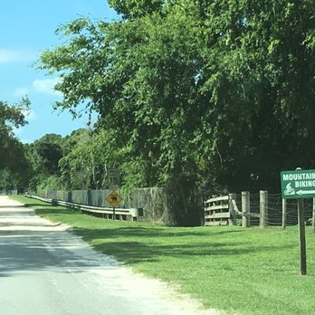 Chuck Lennon Trails - Entrance road - Mountain Biking Near Me - De Leon Springs, Florida