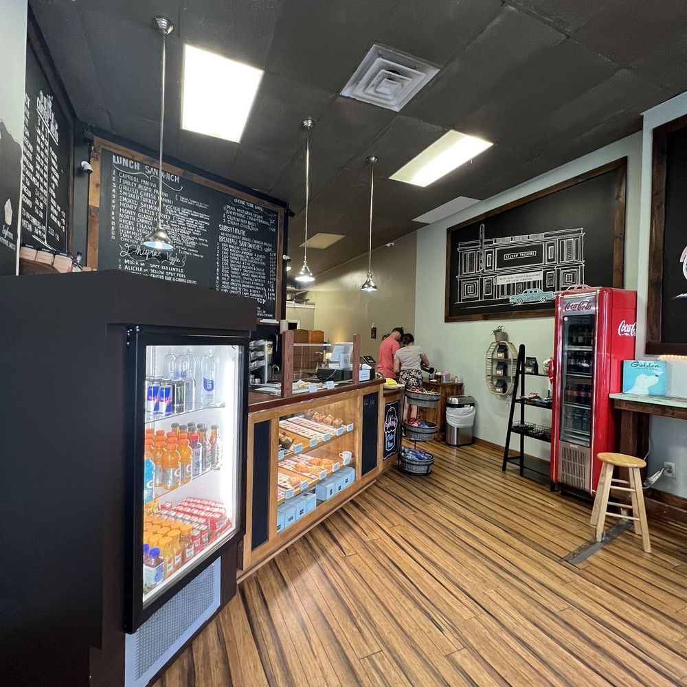 Sylvan Cafe & Restaurant  - the interior of the restaurant - Cafes Near Me - Washington, DC, District of Columbia
