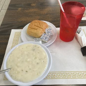 Petticoat Junction - Clam chowder soup Sweet roll - New American Near Me - Alma, Michigan Petticoat Junction - Clam chowder soup Sweet roll - New American Near Me - Alma, Michigan