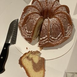 Hasmonek's Bakery - Cinnamon swirl bundt cake