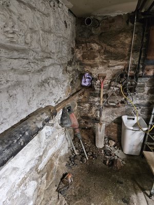 Empire Water Main & Sewer Logo