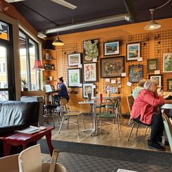 Munkabeans - Dining area