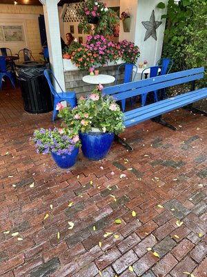 Among the Flowers Cafe by null