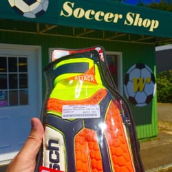 Wembley Soccer Shop - New keeper gloves