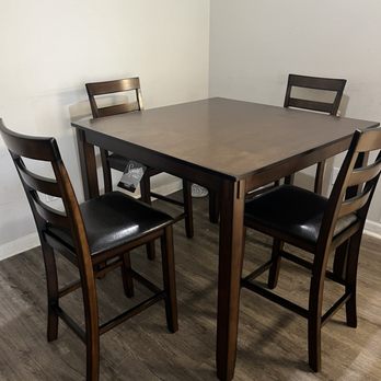City Home - Table Set Sturdy - Furniture Stores Near Me - Pembroke Pines, Florida City Home - Table Set Sturdy - Furniture Stores Near Me - Pembroke Pines, Florida
