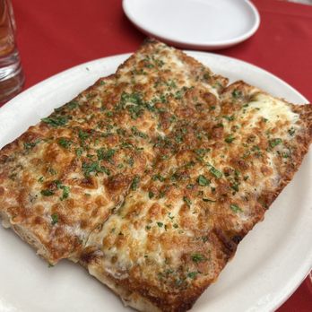 Dear John’s - Garlic bread - American Near Me - Culver City, California