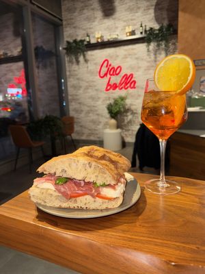 Lizzano Focacceria & Spritzeria by null