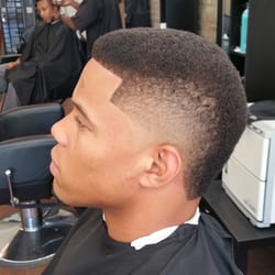 Top 10 Local Favorite African American Barber Near Lakeview Chicago Il Last Updated April 2020 Yelp