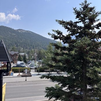Park Distillery - View - Canadian (New) Near Me - Banff, Alberta