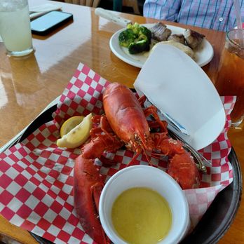 Billy's Stone Crab - Seafood Near Me - Tierra Verde, Florida