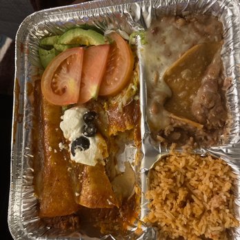 Caballo Blanco - Enchiladas Deluxe Combo NO DAMN FLAVOR!!! We waisted our money - Mexican Near Me - Sacramento, California