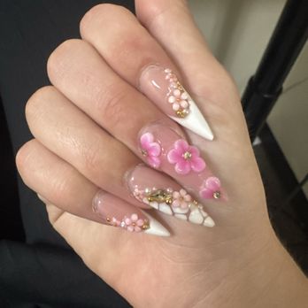 Delite Nails And Spa - acrylic manicure - Nail Salons Near Me - South Gate, California