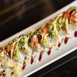 Goku Sushi - Spicy dragon roll