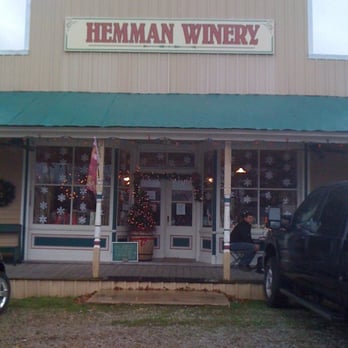 Hemman Winery - Hemann Winery entrance - Wineries Near Me - Brazeau, Missouri