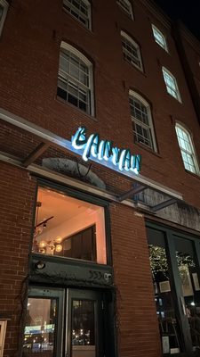 Banyan Bar + Refuge by null