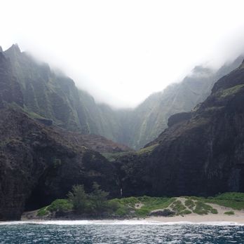 Na Pali Riders - Picture from our lovely photographer - Boating Near Me - Waimea, Hawaii Na Pali Riders - Picture from our lovely photographer - Boating Near Me - Waimea, Hawaii