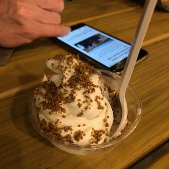 Manousheh Grand - Rosewater ice cream - Lebanese Near Me - New York, New York Manousheh Grand - Rosewater ice cream - Lebanese Near Me - New York, New York