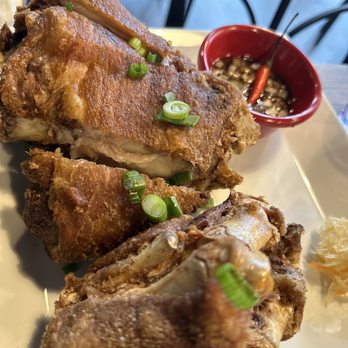 Qsina 8 - Crispy pata - Noodles Near Me - Union, New Jersey
