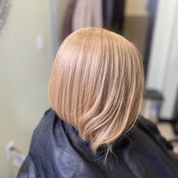U'nique Stylez Salon - Color/cut