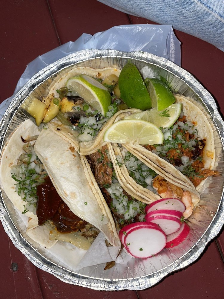 Delicias Poblanas — Mexican restaurant in Woodhaven