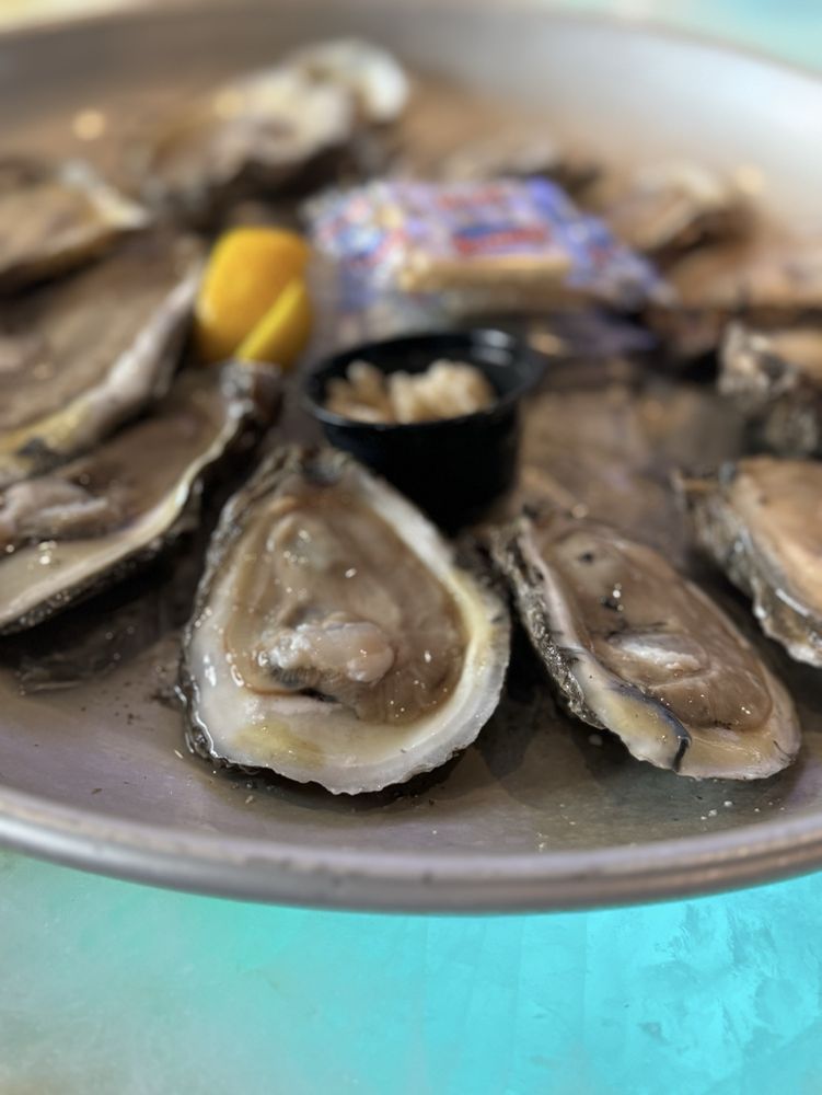 Blue Bayou Restaurant & Oyster Bar