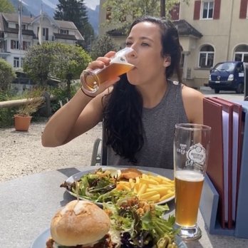 Restaurant Schweizerhof Café - pulled pork sandwich, salad, schnitzel, fries and draft beer - Cafes Near Me - Kandersteg, BE Restaurant Schweizerhof Café - pulled pork sandwich, salad, schnitzel, fries and draft beer - Cafes Near Me - Kandersteg, BE