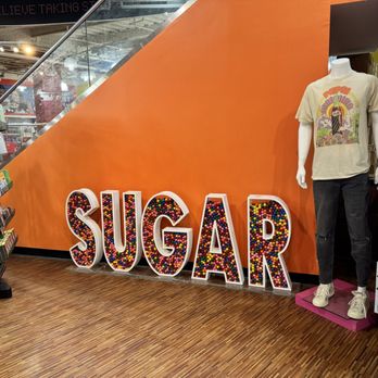it'sugar - Candy Stores Near Me - New York, New York