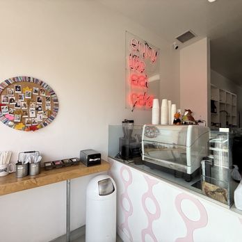 Cake Monkey Bakery - Bakeries Near Me - Los Angeles, California